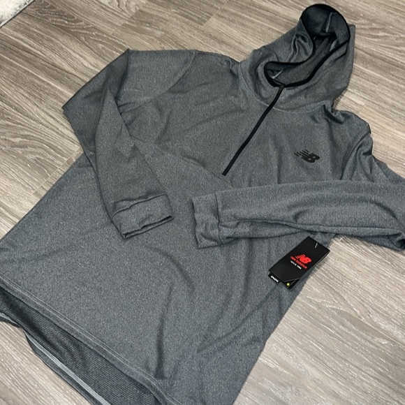 New Balance tenacity running hoodie. Size L. NWT - Picture 2 of 6